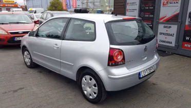 VOLKSWAGEN Polo
