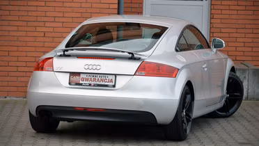 AUDI TT