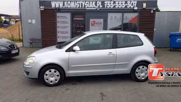 VOLKSWAGEN Polo