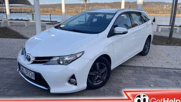 TOYOTA Auris