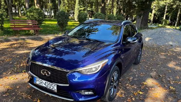 INFINITI QX30