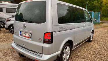 VOLKSWAGEN Multivan