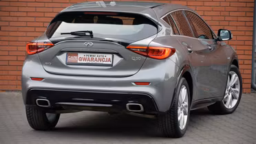 INFINITI Q30