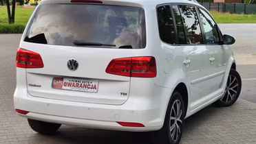 VOLKSWAGEN Touran