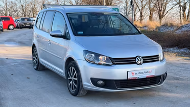 VOLKSWAGEN Touran