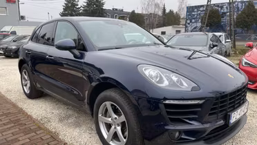 PORSCHE Macan