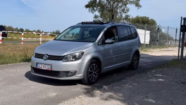 VOLKSWAGEN Touran
