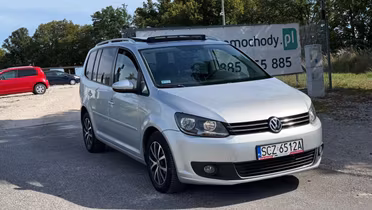 VOLKSWAGEN Touran
