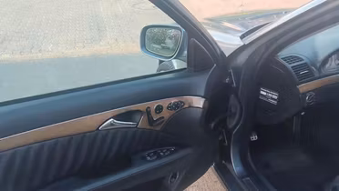 MERCEDES-BENZ E Klasa