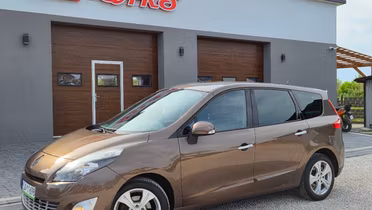 RENAULT Grand Scenic
