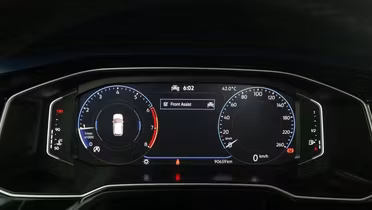 VOLKSWAGEN Polo