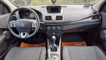 RENAULT Megane