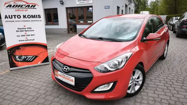 HYUNDAI i30