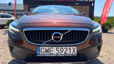 VOLVO V40 Cross Country