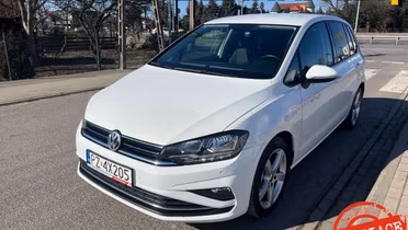 VOLKSWAGEN Golf Sportsvan