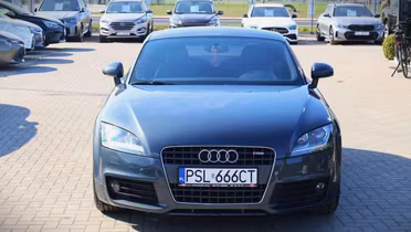 AUDI TT
