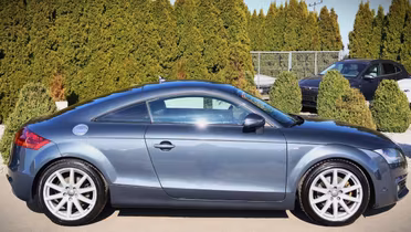 AUDI TT