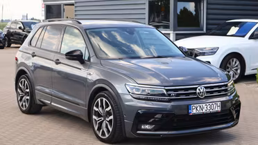 VOLKSWAGEN Tiguan