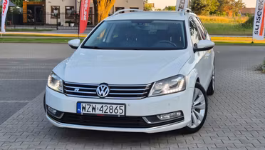 VOLKSWAGEN Passat