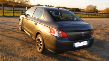 PEUGEOT 301