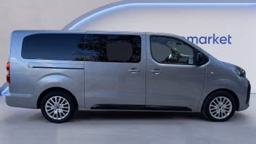 PEUGEOT Traveller