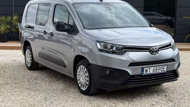 TOYOTA Proace City