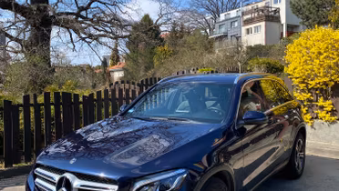 MERCEDES-BENZ GLC