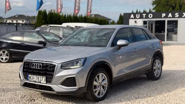 AUDI Q2
