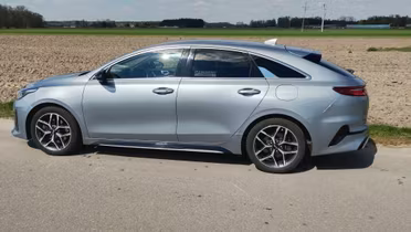 KIA ProCeed
