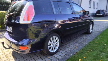 MAZDA 5