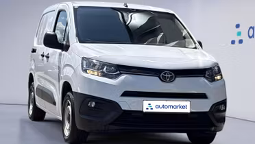 TOYOTA Proace City