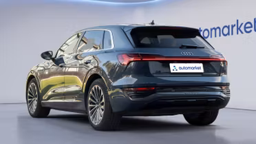 AUDI Q8 / E-Tron