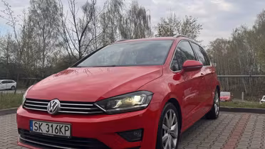 VOLKSWAGEN Golf Sportsvan