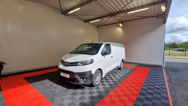 TOYOTA Proace