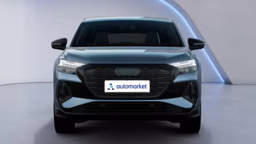 AUDI Q4