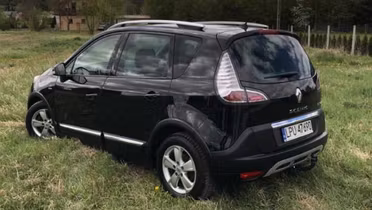 RENAULT Scenic