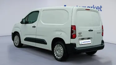 TOYOTA Proace City
