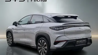 BYD Sealion 7