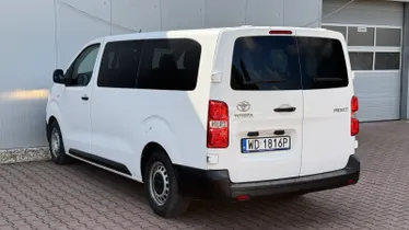 TOYOTA Proace