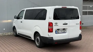 TOYOTA Proace