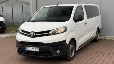 TOYOTA Proace