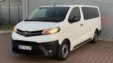 TOYOTA Proace
