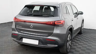 MERCEDES-BENZ EQA