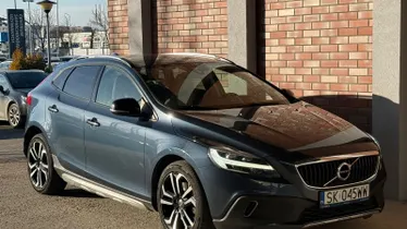 VOLVO V40 Cross Country