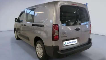 TOYOTA Proace City