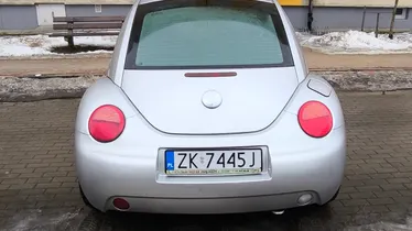 VOLKSWAGEN New Beetle