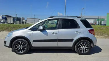 SUZUKI SX4