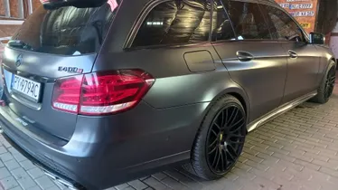 MERCEDES-BENZ E Klasa