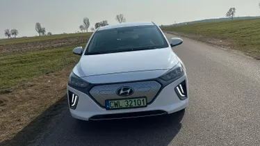 HYUNDAI Ioniq