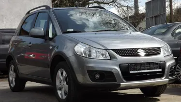 SUZUKI SX4